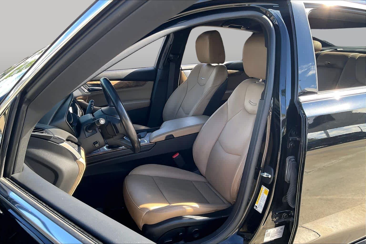 Used 2023 Black Raven Cadillac Premium Luxury image 8