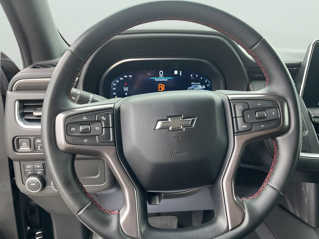 2023 Chevrolet Suburban RST - Photo 20