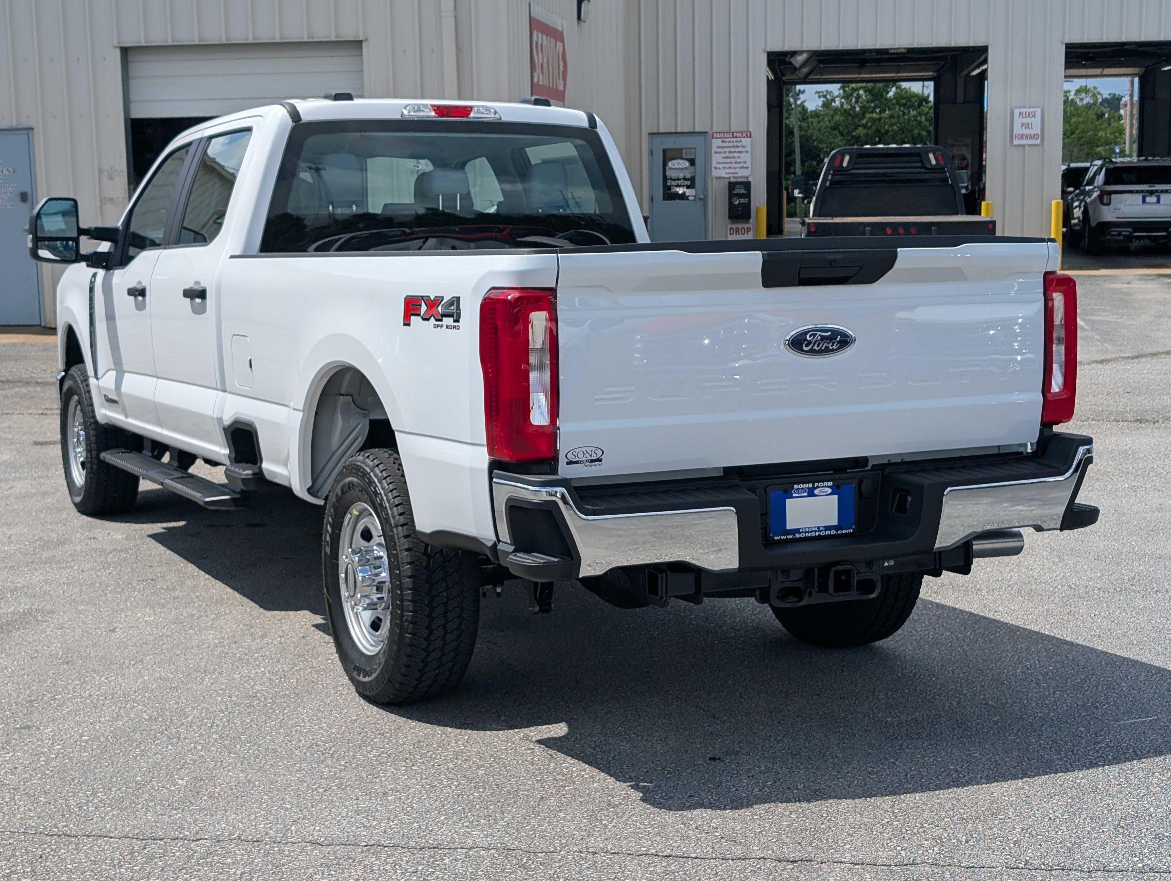 New 2026 Oxford White FORD F-350® XL image 13