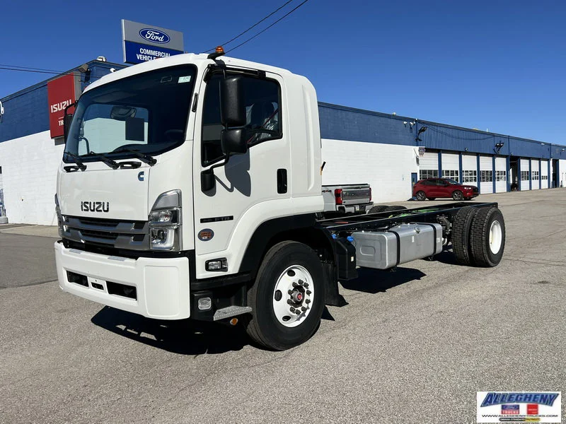 2025 Isuzu FTR's photo