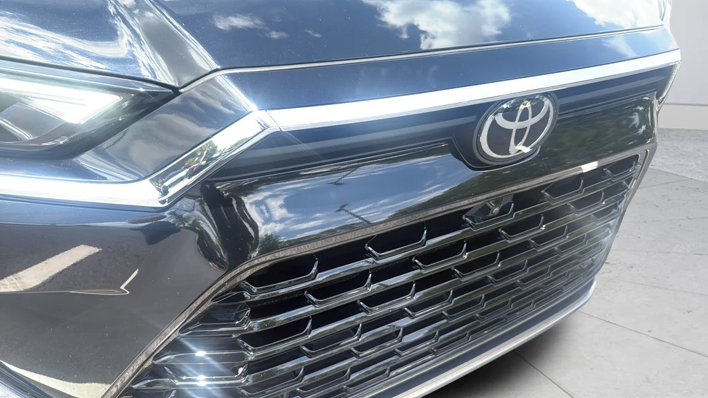 2025 Toyota Grand Highlander Platinum - Photo 23