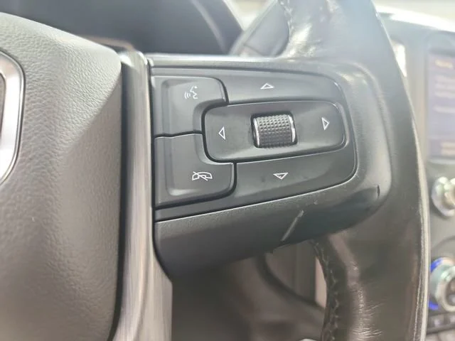 Used 2019 WHITE FROST TRICOAT GMC Denali image 26