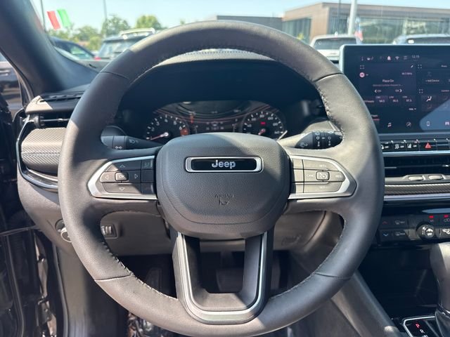 Used 2025 Black Jeep Latitude image 16