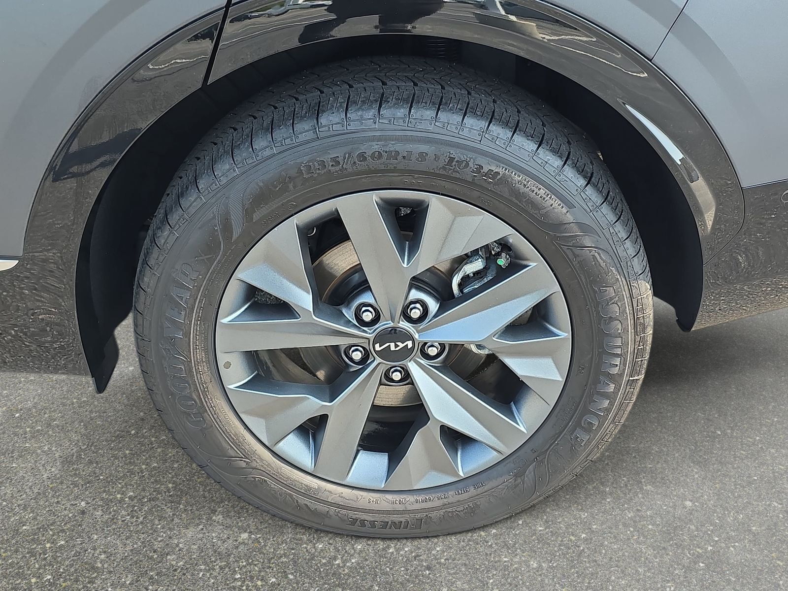Used 2025 Gray Kia SX-Prestige image 33