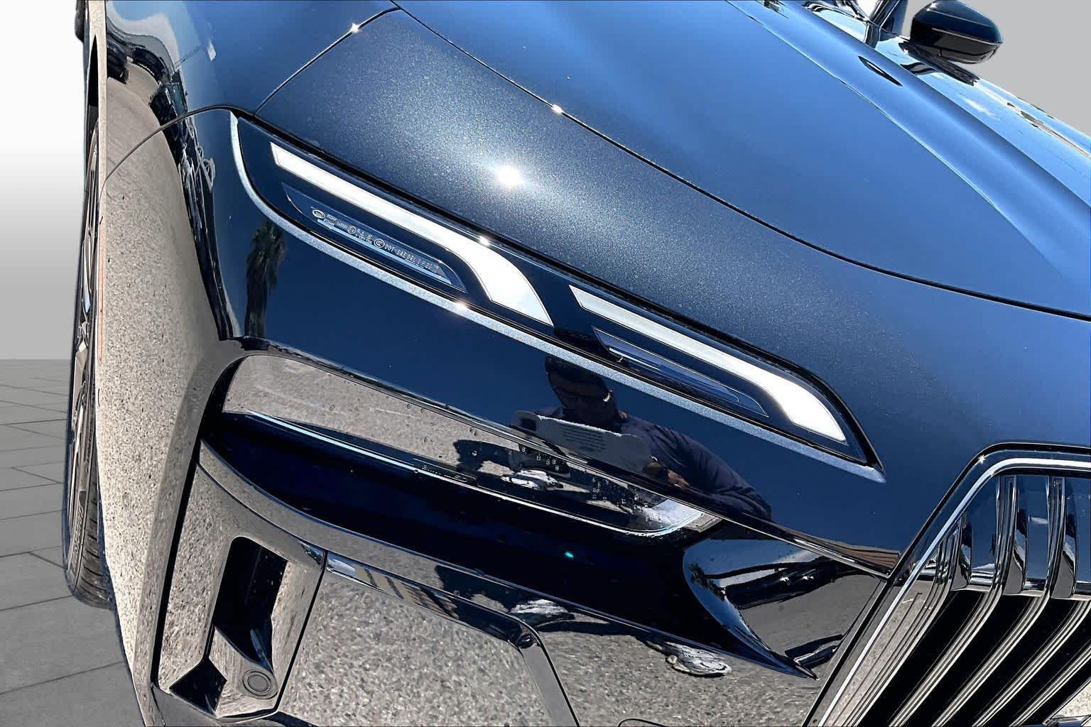 New 2026 Black Sapphire Metallic BMW 740i xDrive image 13