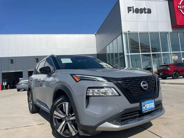 Pre-Owned 2022 Nissan Rogue Platinum FWD 4D Sport Utility