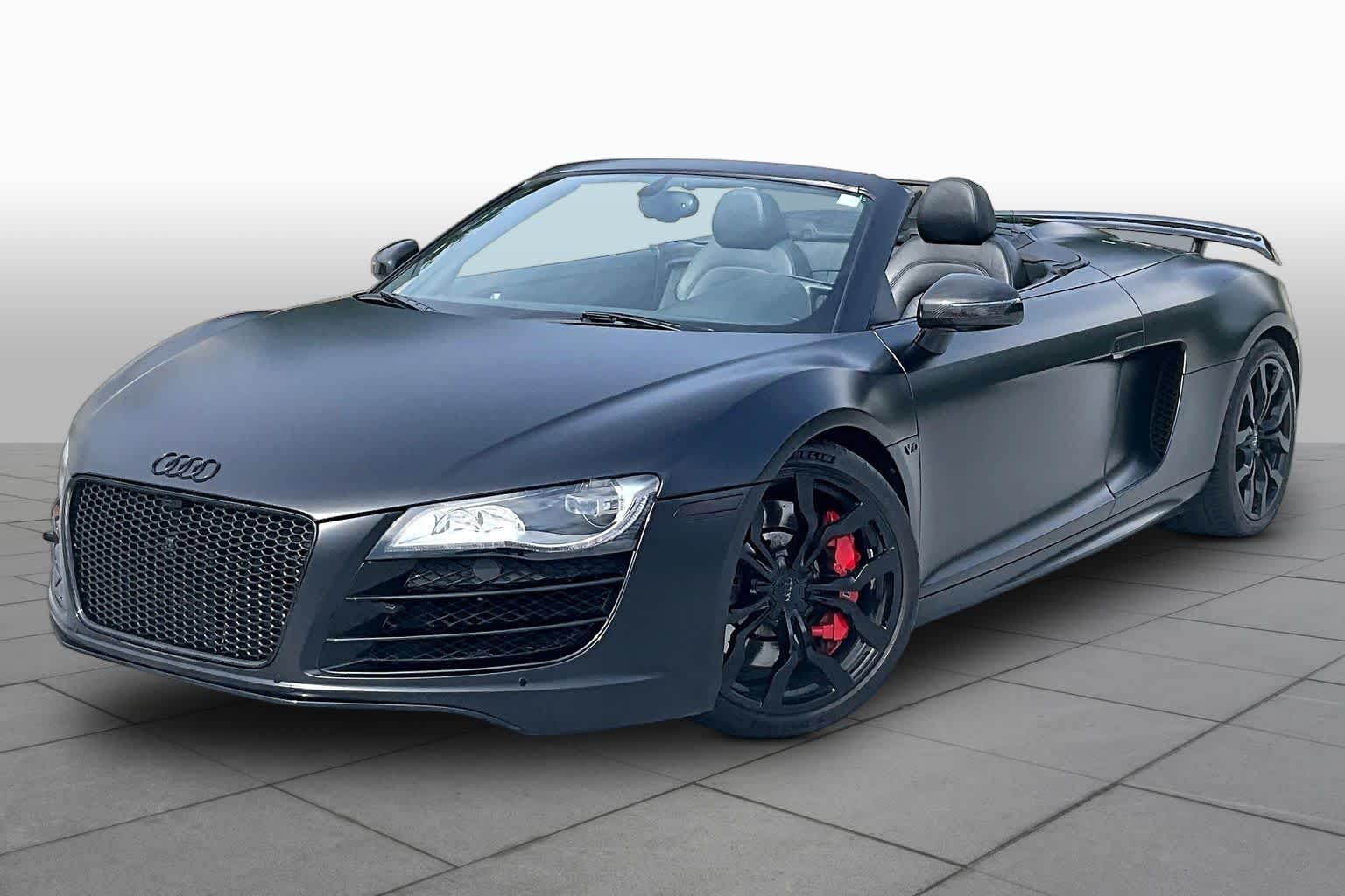 2011 Audi R8 5.2 Spyder quattro R tronic's photo