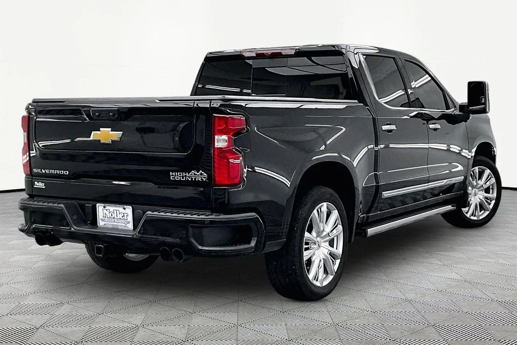 Certified 2024 Chevrolet Silverado 1500 High Country with VIN 1GCUDJED0RZ360398 for sale in Kansas City