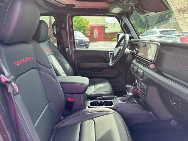 New 2026 Granite Crystal Metallic Clearcoat Jeep Rubicon image 10