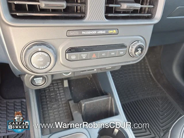 Used 2025 White Ford Lariat image 23