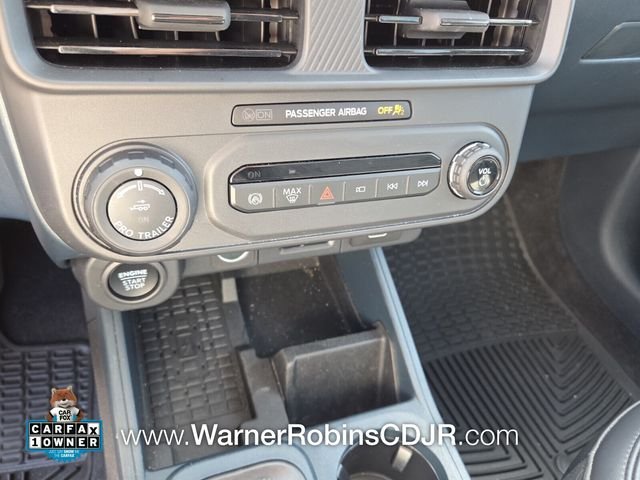 Used 2025 White Ford Lariat image 23