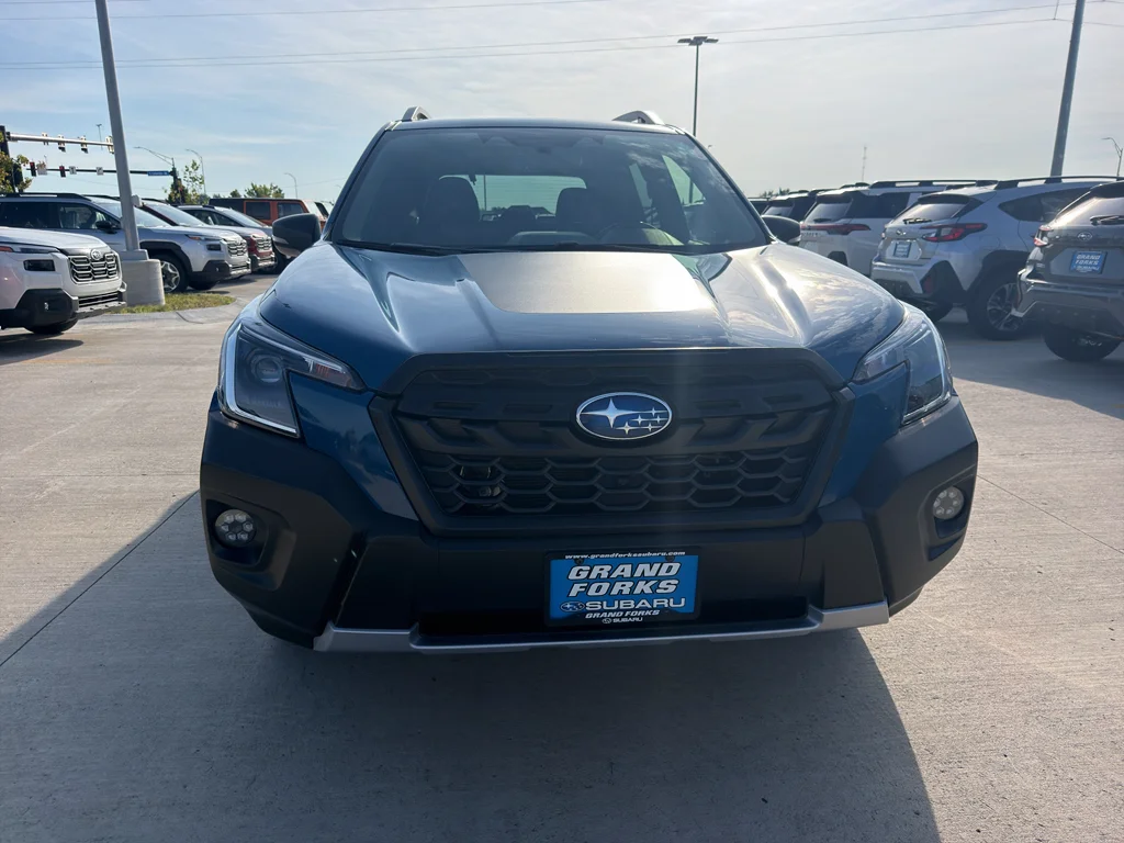 Used 2022 Geyser Blue Subaru Wilderness image 3