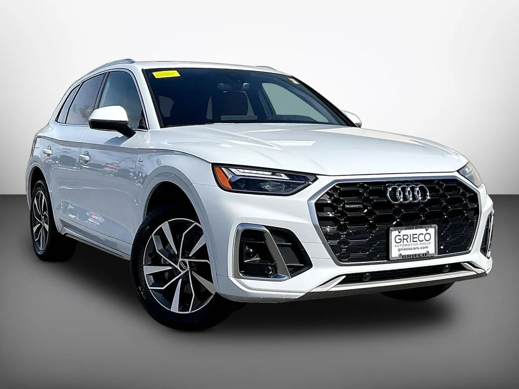 Used 2023 White Audi 45 S line Premium image 1