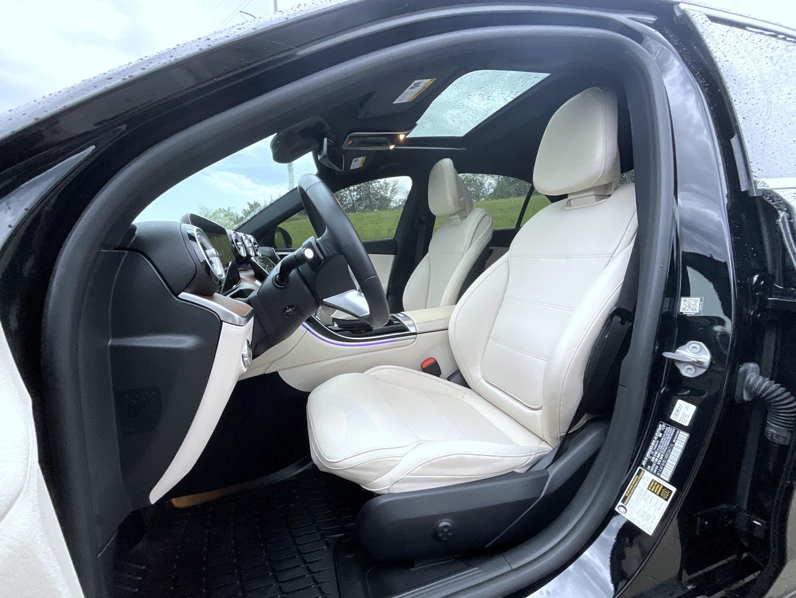 Used 2022 Black Mercedes-Benz C 300 image 11