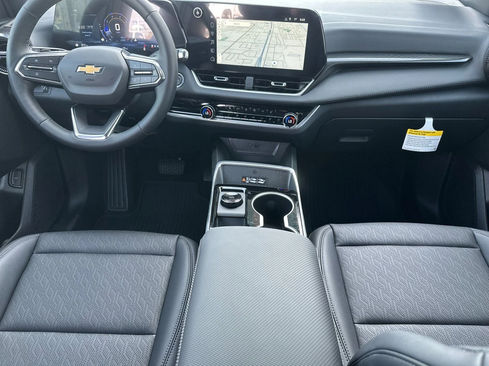 2026 Chevrolet Equinox LT - Photo 13