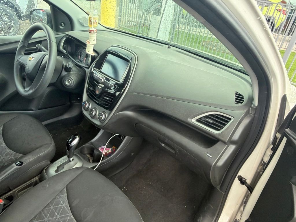Used 2019 Beige Chevrolet LS image 11