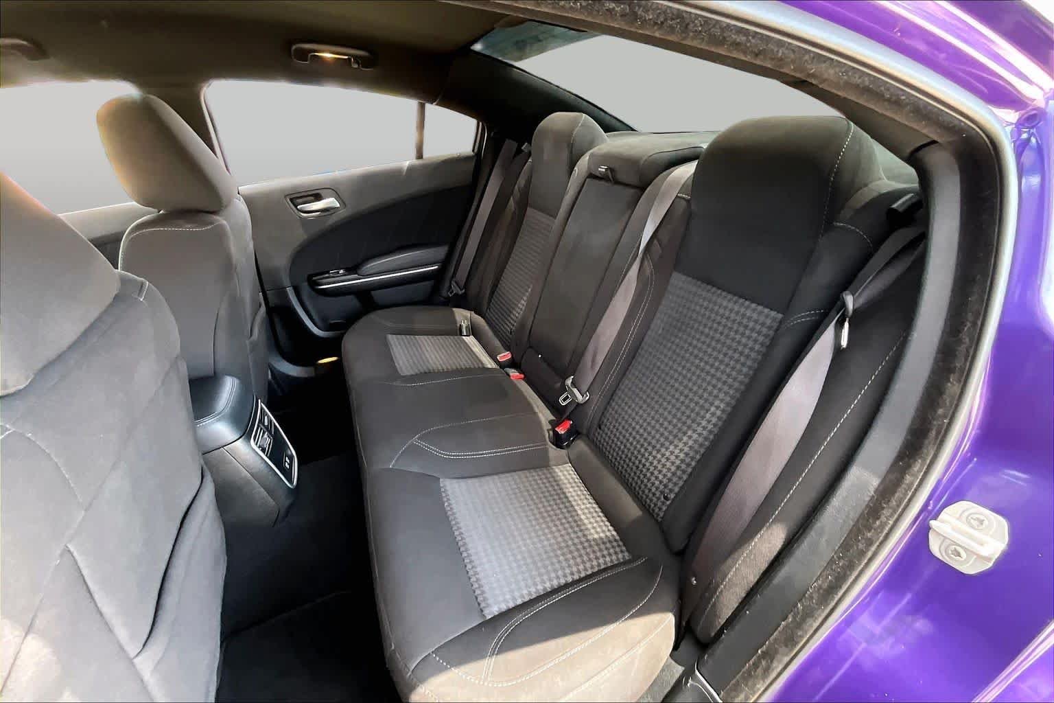 Used 2023 Plum Crazy Pearlcoat Dodge SXT image 20