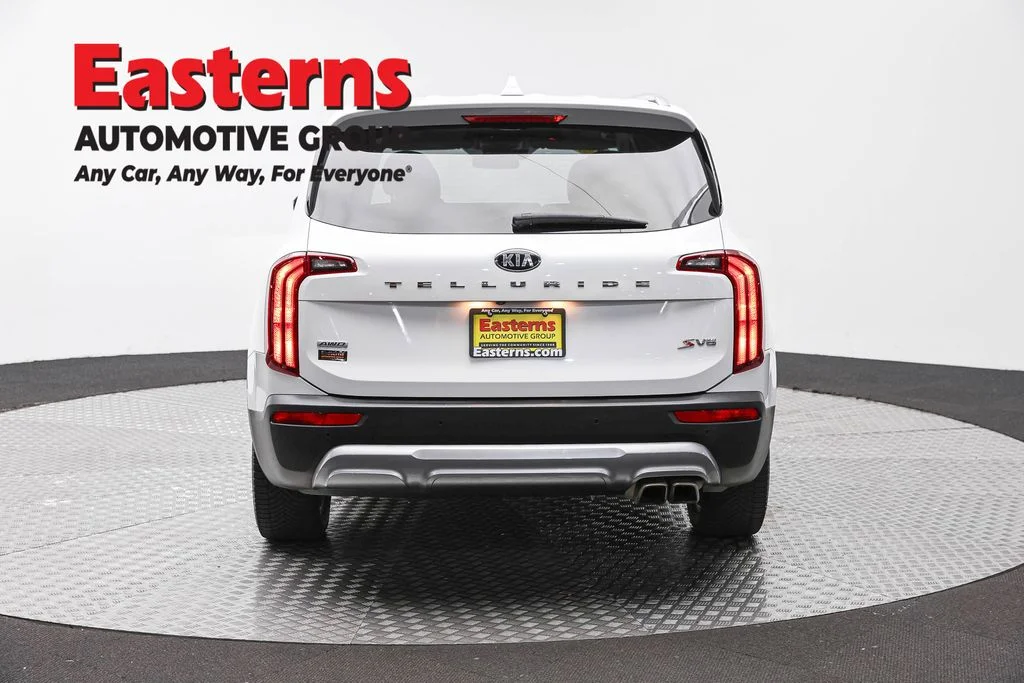 Used 2020 White Kia S image 6