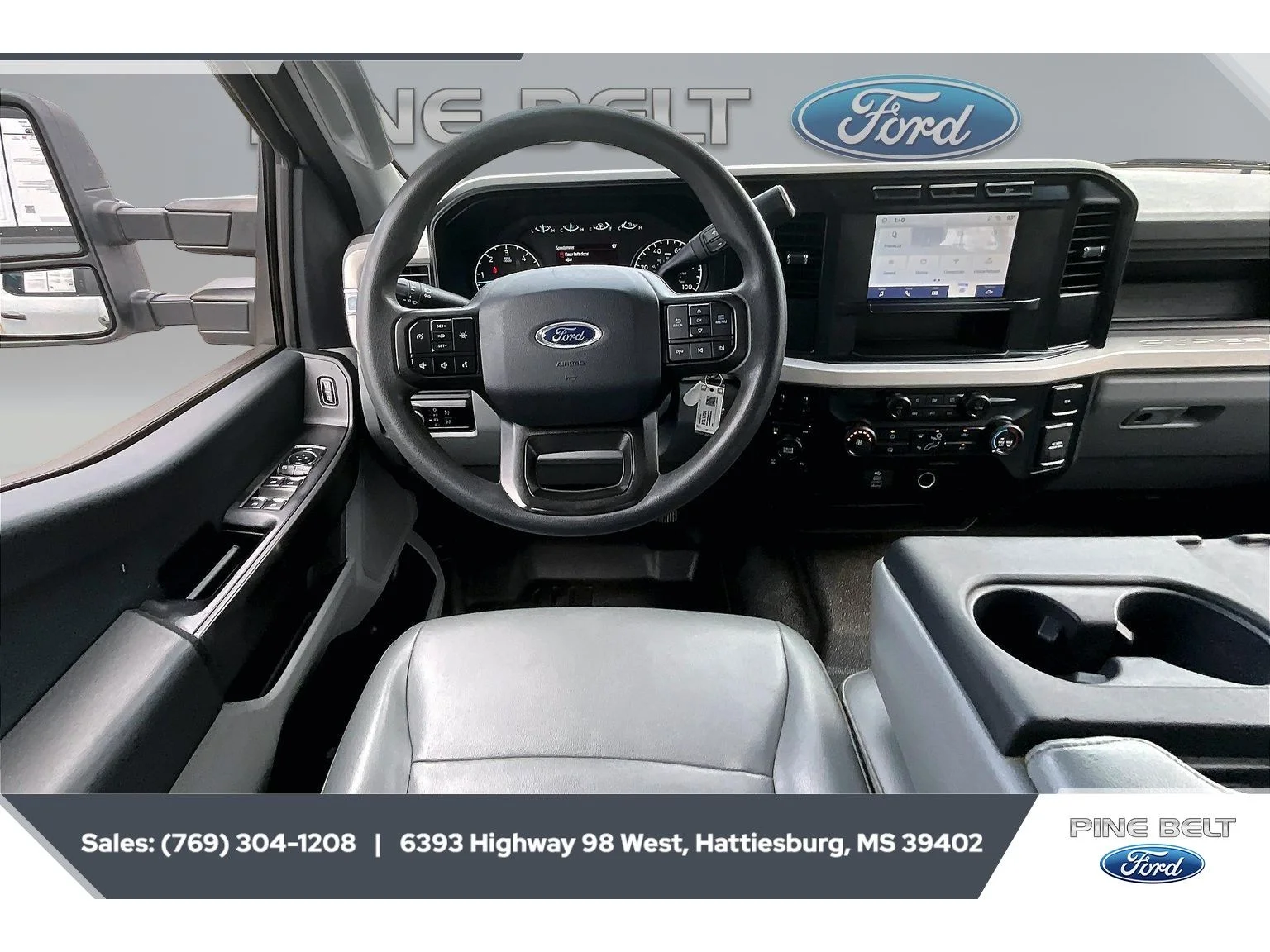 Used 2023 Oxford White Ford XL image 5