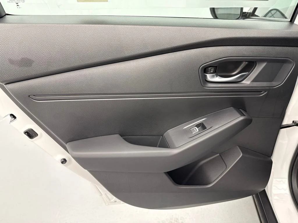 New 2026 Platinum White Pearl Honda LX image 14