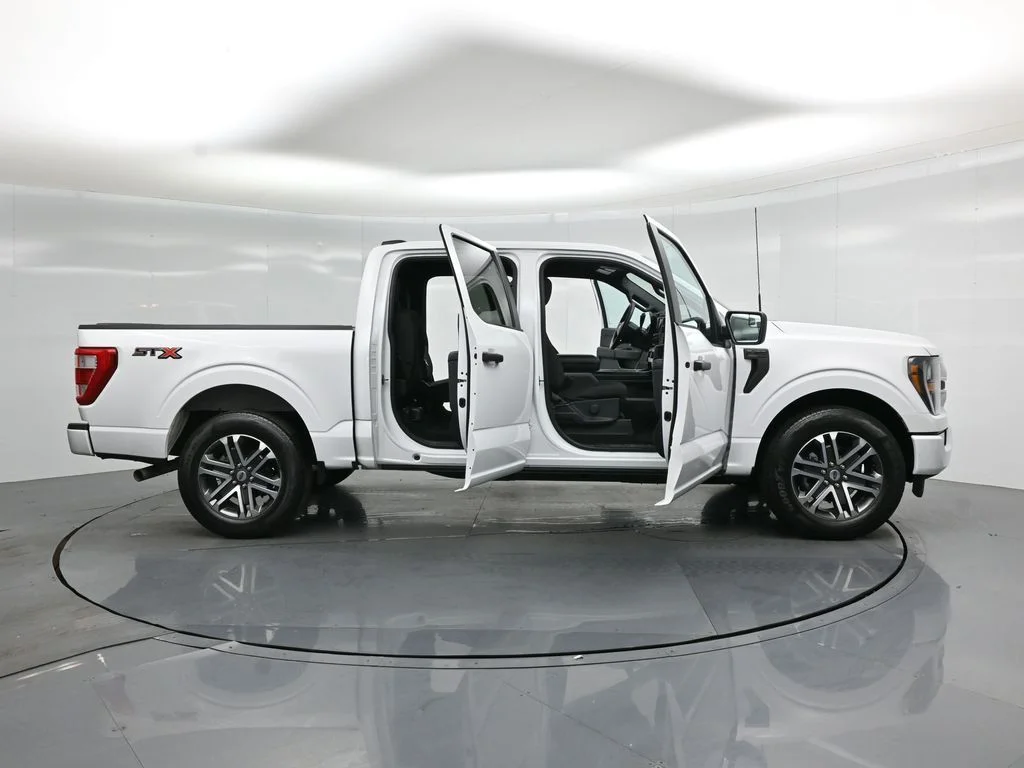 Certified Used 2023 White Ford XL image 5