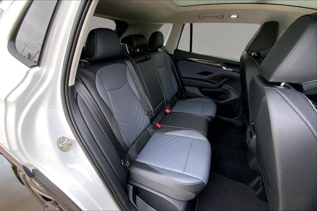 New 2026 Pure White Volkswagen 2.0T SE image 10