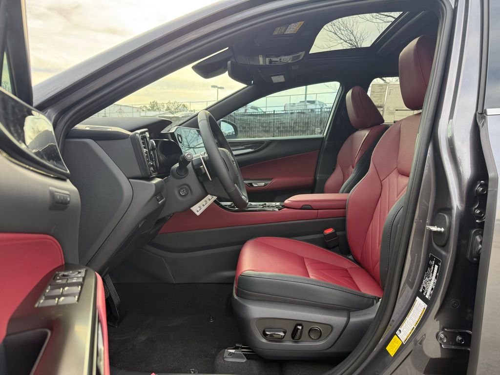 2026 Lexus NX 450h+ Premium - Photo 21