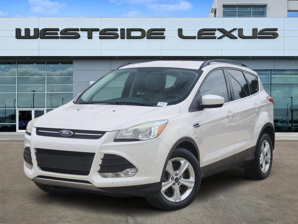 2016 Ford Escape SE's photo