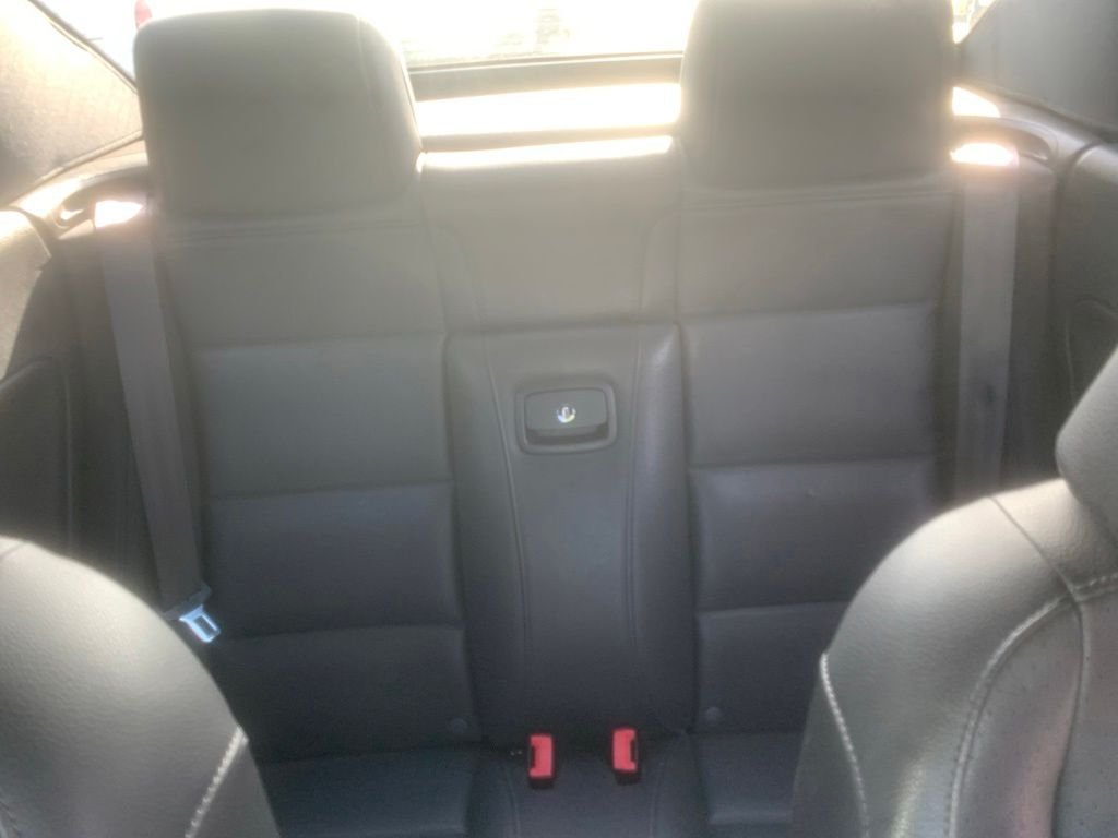 Used 2010 Salsa Red Volkswagen Komfort Edition image 22
