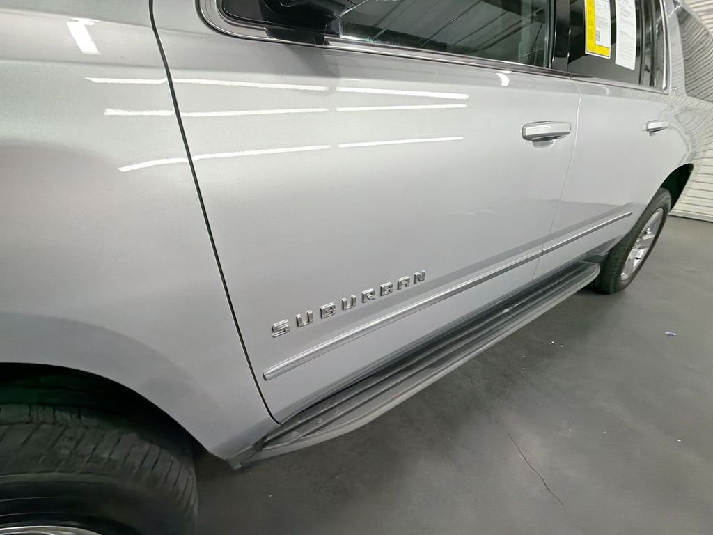 Used 2016 SILVER ICE METALLIC Chevrolet LT image 33