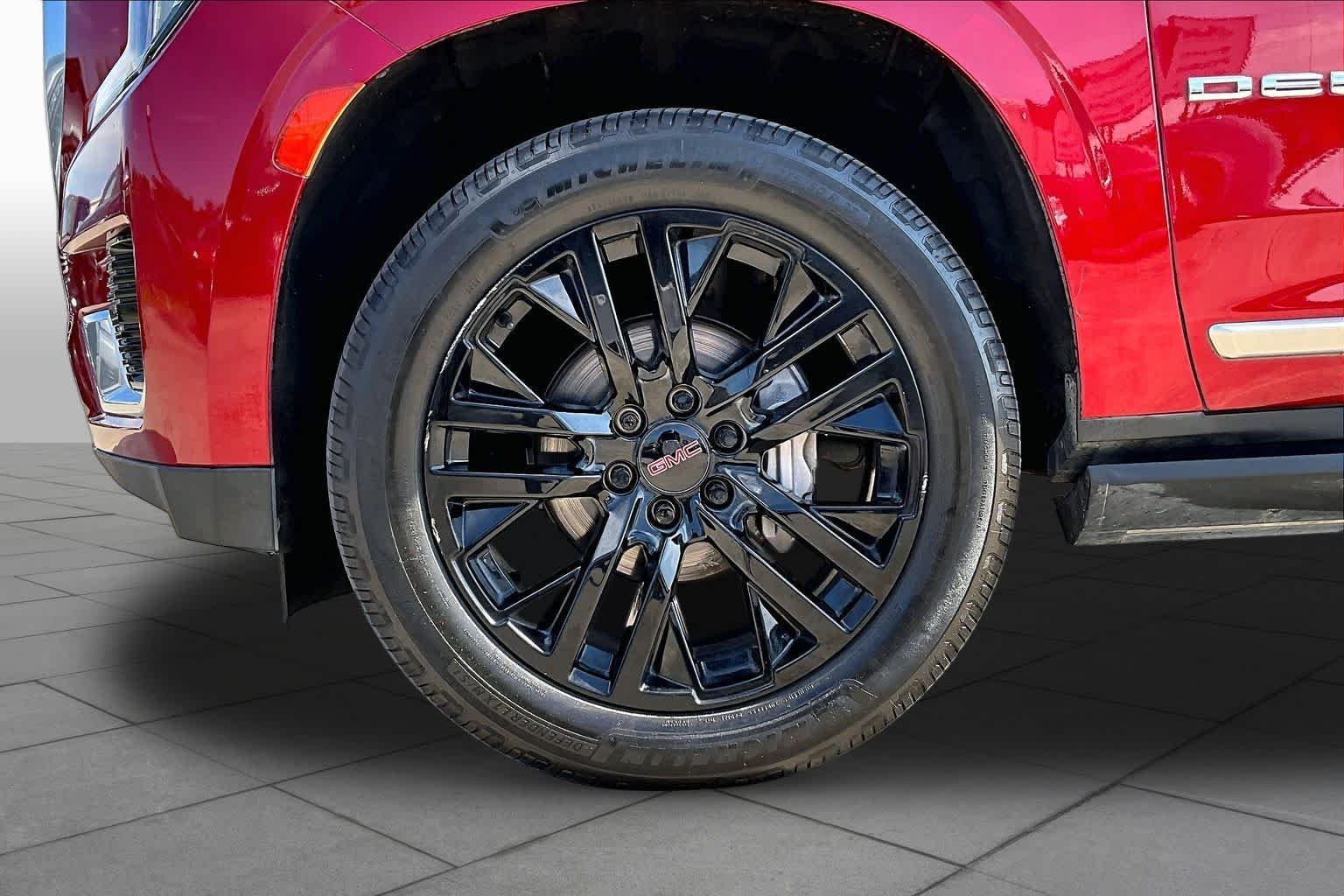 Used 2021 Cayenne Red Tintcoat GMC Denali image 11
