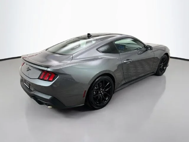 Used 2025 Gray Metallic Ford EcoBoost Premium image 7