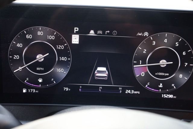 Used 2023 Gray Kia SX image 24
