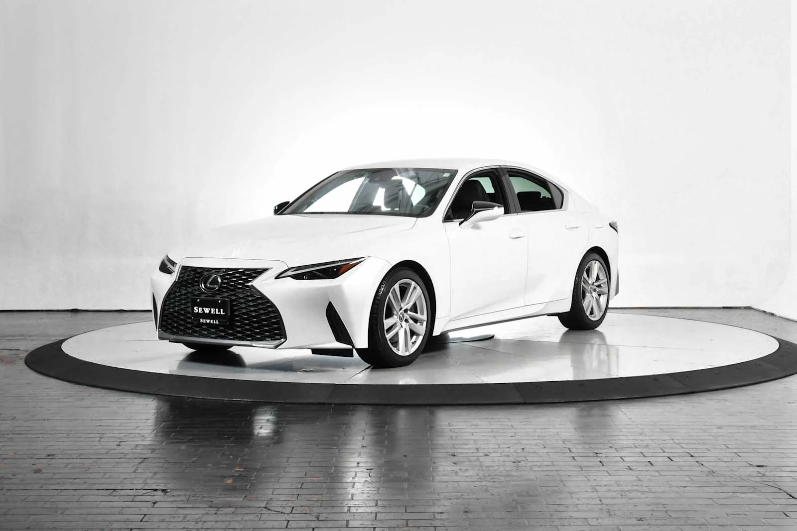 2021 Lexus IS 350 300 RWD's photo