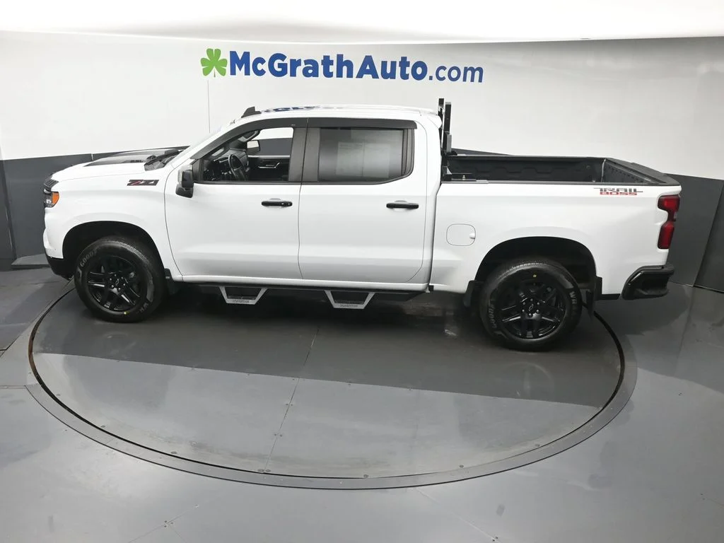 Used 2024 White Chevrolet LT Trail Boss image 24