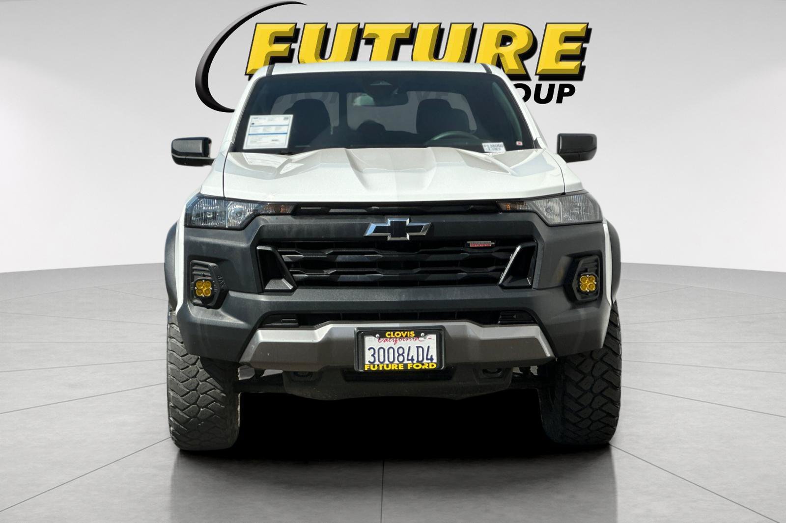 Used 2024 White Chevrolet Trail Boss image 8