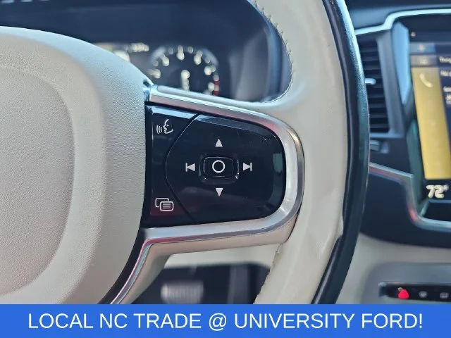 Used 2017 White Volvo T6 Momentum image 18
