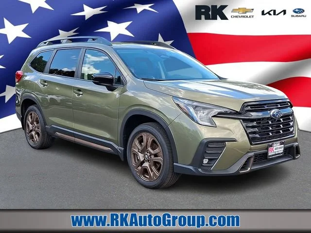 Used 2025 Green Subaru Bronze Edition 7-Passenger image 1