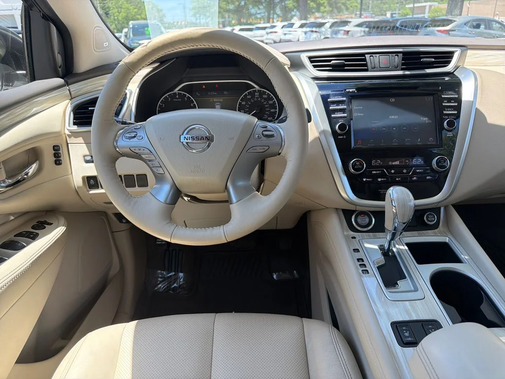 Used 2018 Pearl White Nissan SL image 2