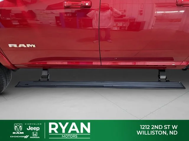 New 2026 Molten Red Pearl-Coat Exterior Paint RAM Limited Longhorn image 7