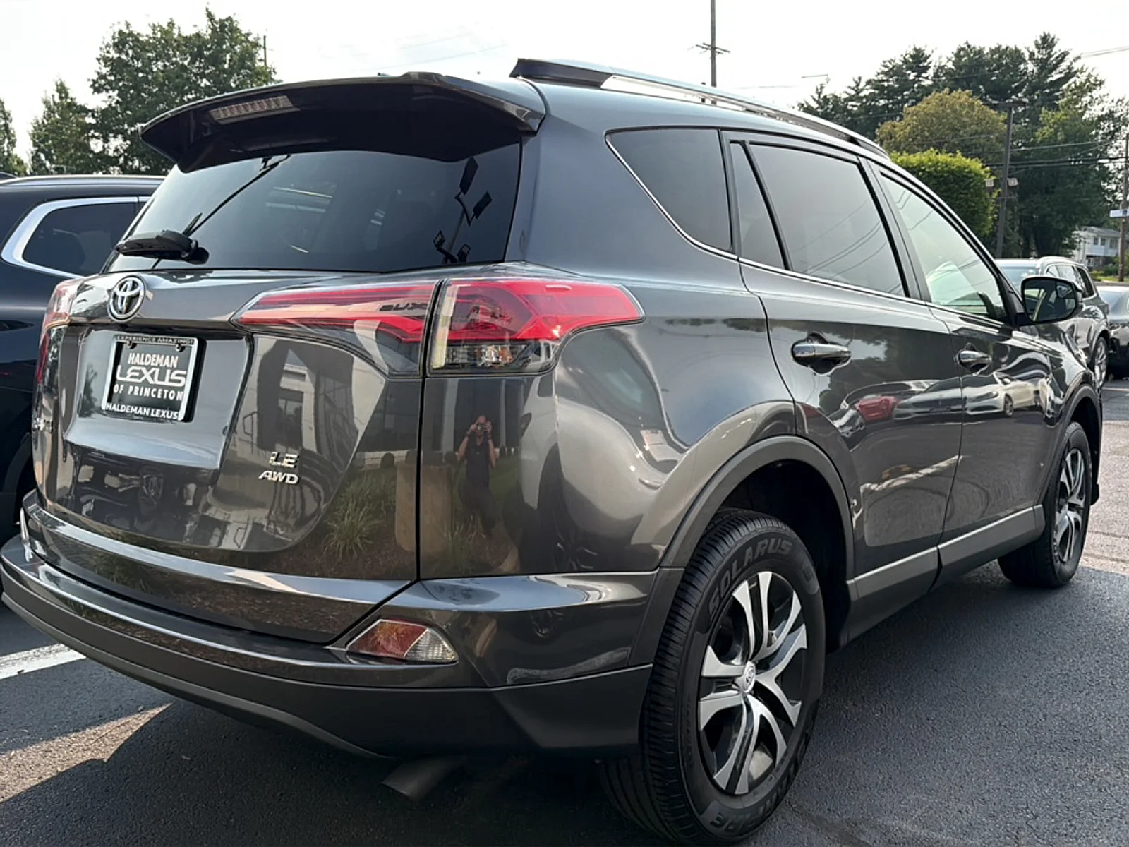 Used 2016 Magnetic Gray Metallic Toyota LE image 4