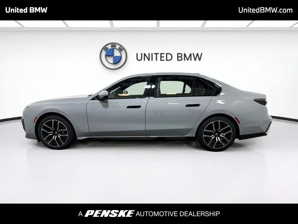 Certified Used 2026 Brooklyn Grey Metallic BMW 740i image 8
