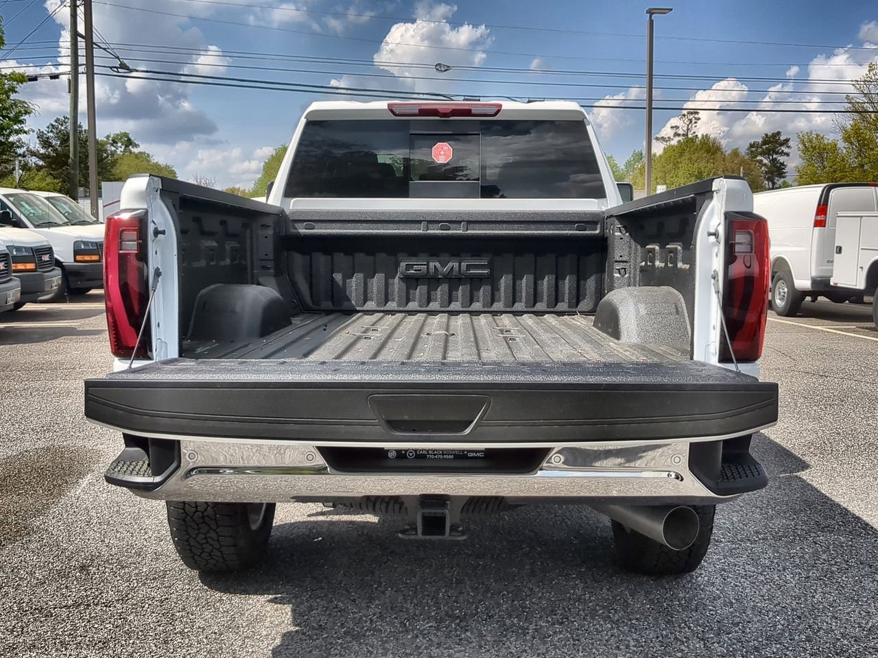 New 2026 Summit White GMC SLT image 27