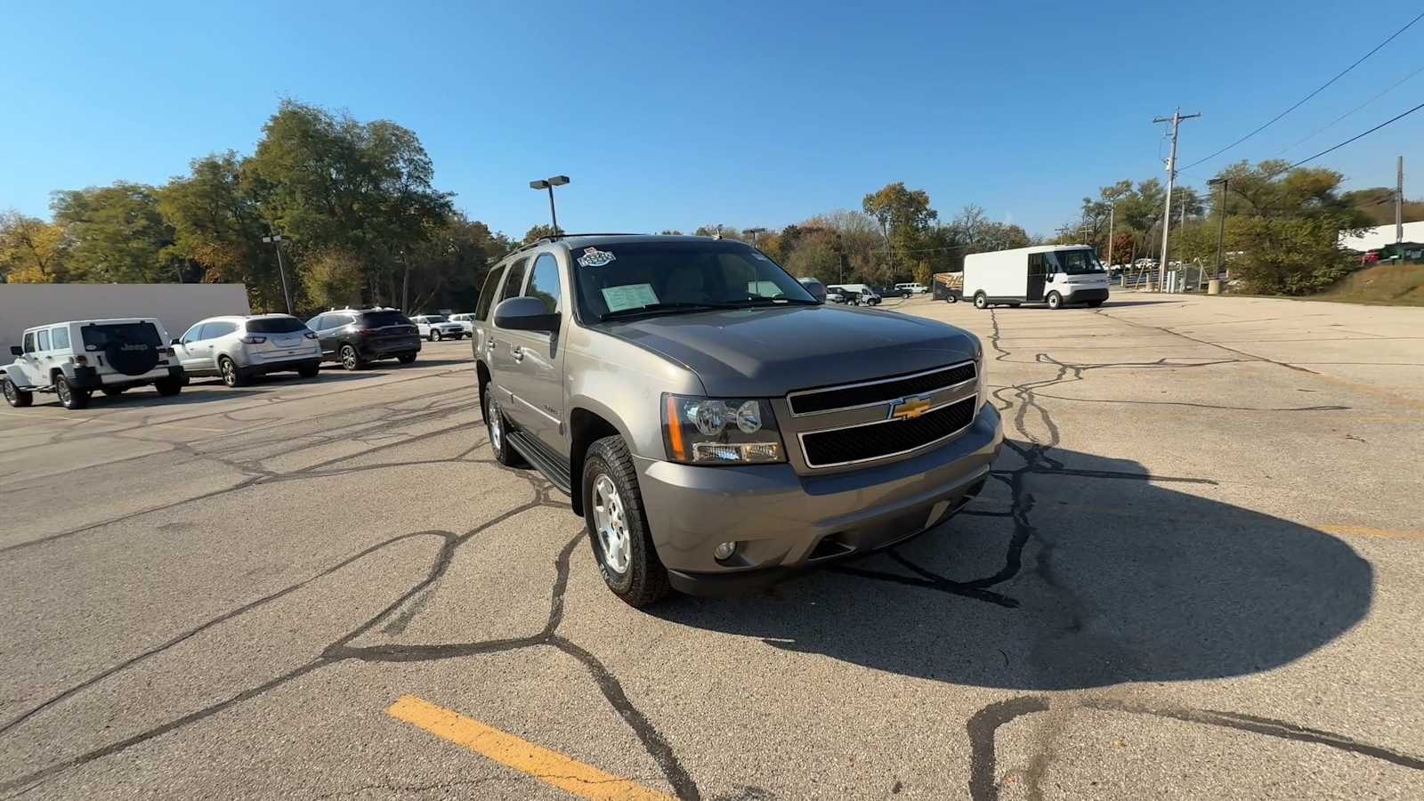 Used 2007 Chevrolet Tahoe LT with VIN 1GNFK13007J242109 for sale in Hales Corners, WI