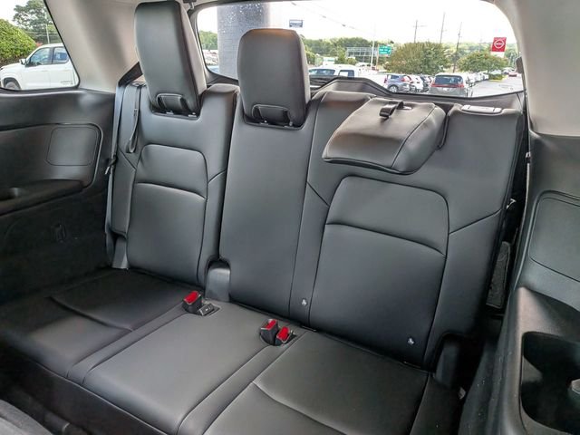 Used 2026 Green Nissan SL image 9