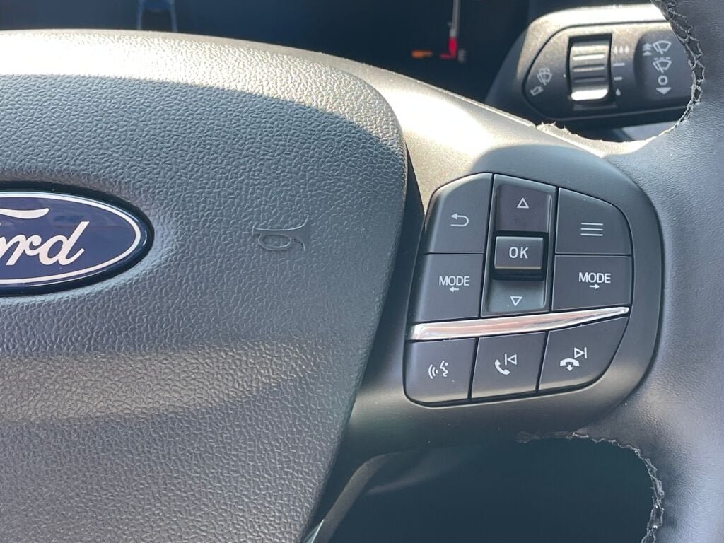 New 2026 E7/Blue Ford XLT image 18