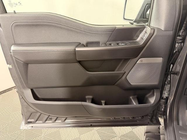 New 2026 Carbonized Gray Metallic Ford Lariat® image 15