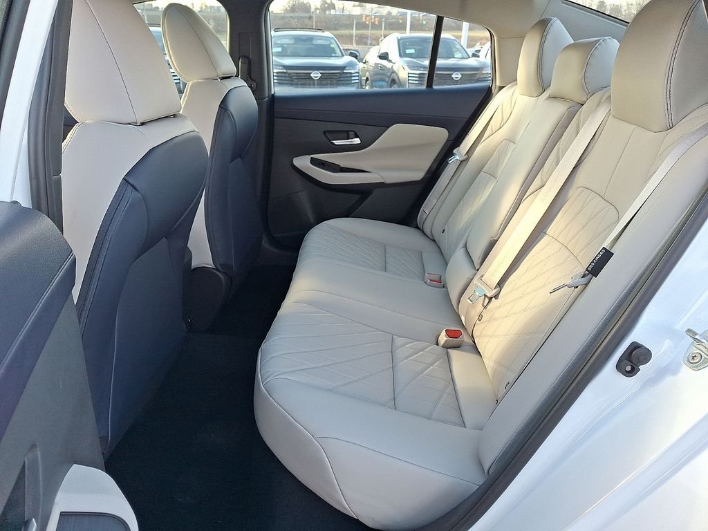 New 2026 White Nissan SL image 6