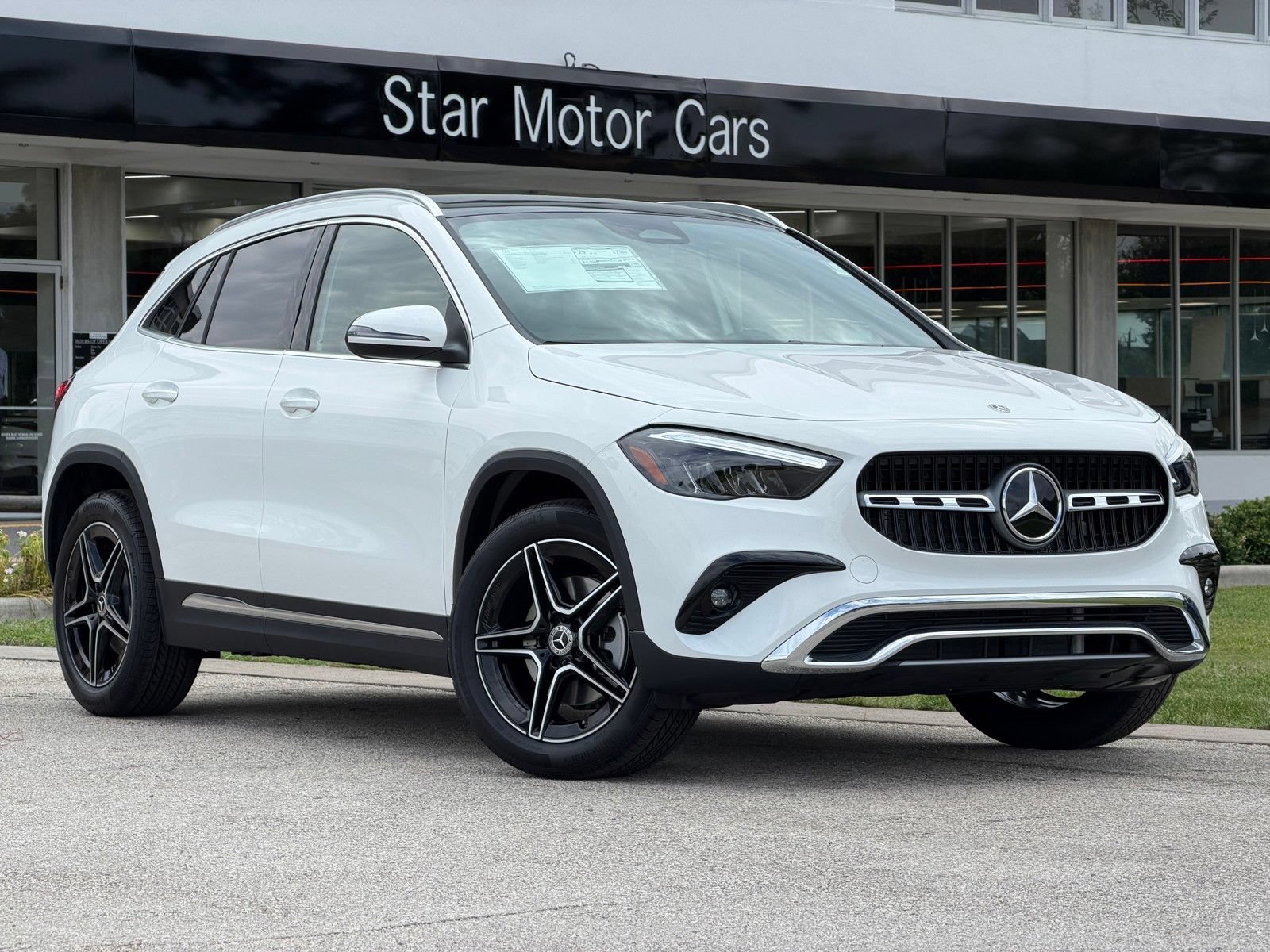 New 2026 Polar White Mercedes-Benz GLA 250 image 24