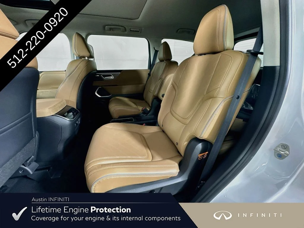 New 2027 White INFINITI LUXE image 31